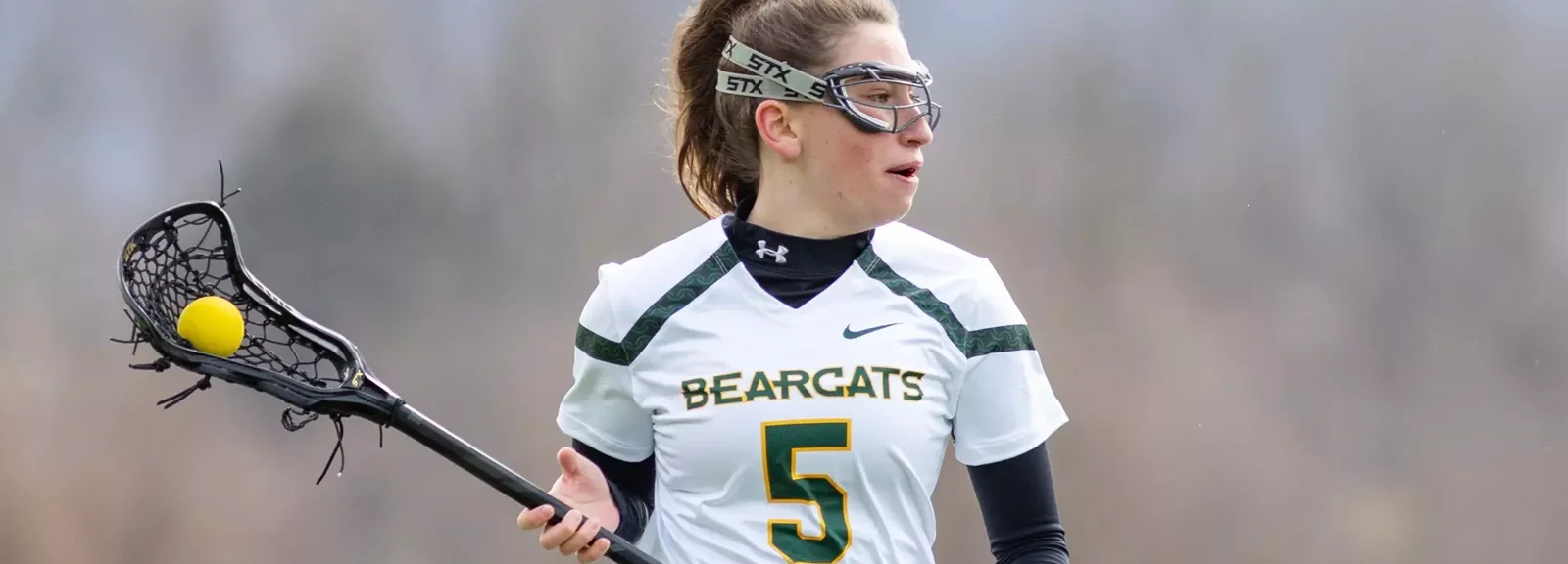 SVC womens lacrosse player